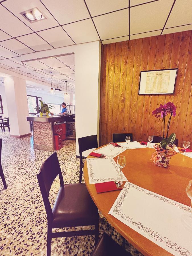 Hotel Fonda Aparicio Fuentespalda Esterno foto